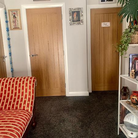 Room With A View Нюри Екстериор снимка