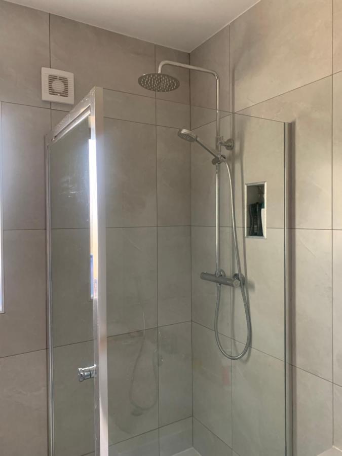 Room With A View Нюри Екстериор снимка