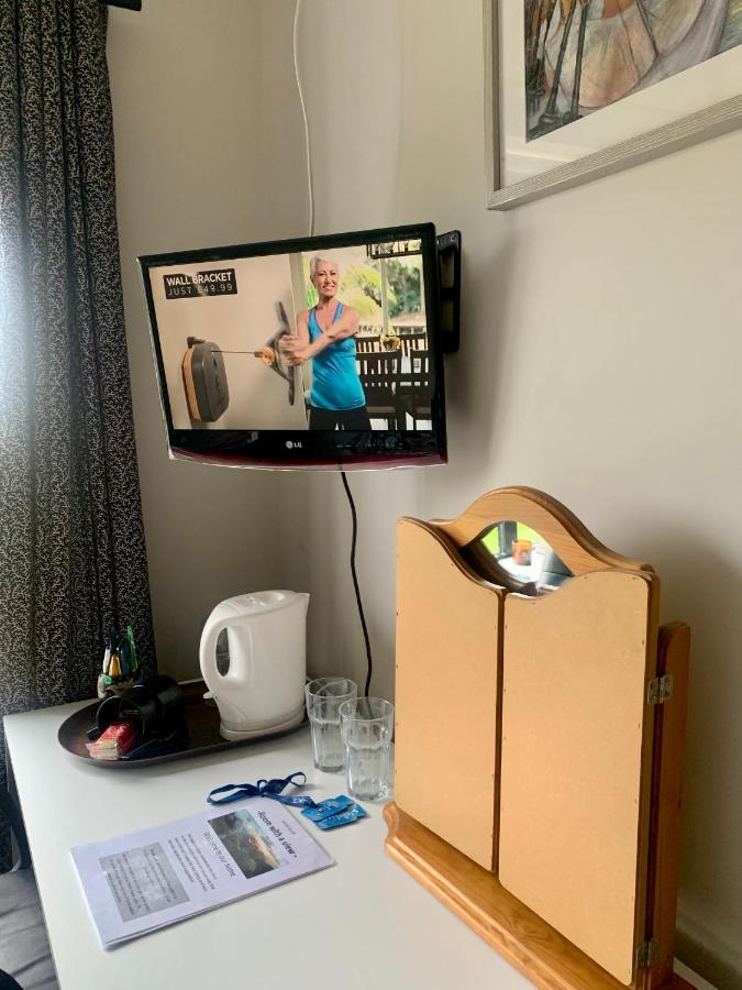Room With A View Нюри Екстериор снимка